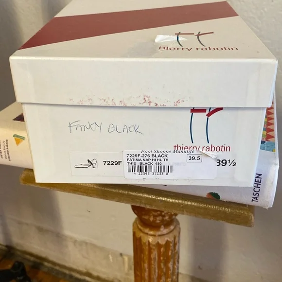 Thierry Rabotin Pumps, 39.5 - Picture 7 of 7